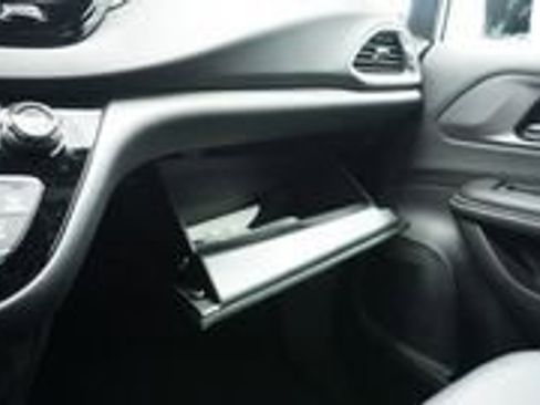 New 2026 Chrysler Voyager LX image 8