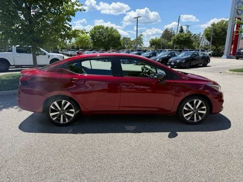 Used 2020 Nissan Versa SR w/ Convenience Package FWD image 4