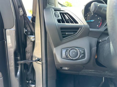 Used 2014 Ford Escape SE w/ Equipment Group 201A AWD/4WD image 19