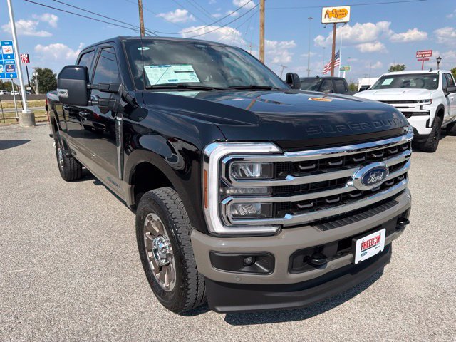 New 2026 Ford F250 King Ranch w/ FX4 Off-Road Package AWD/4WD image 3