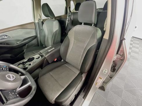 Used 2023 Nissan Rogue SV AWD/4WD image 20