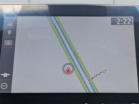 Used 2020 Toyota Avalon Limited image 23