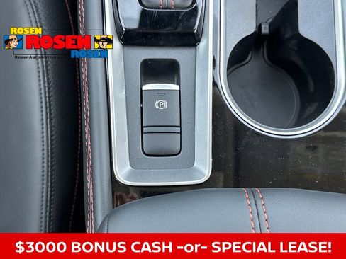 New 2025 Nissan Altima 2.5 SR image 24