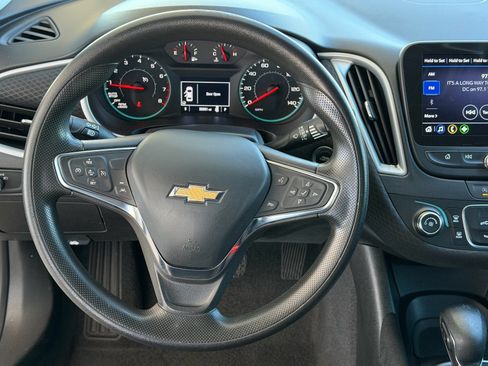 Used 2023 Chevrolet Malibu LS image 13