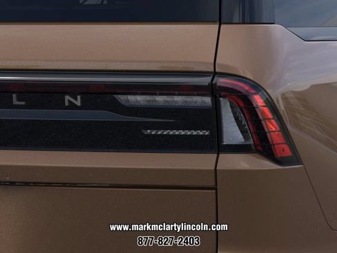 New 2026 Lincoln Navigator Black Label AWD/4WD image 20