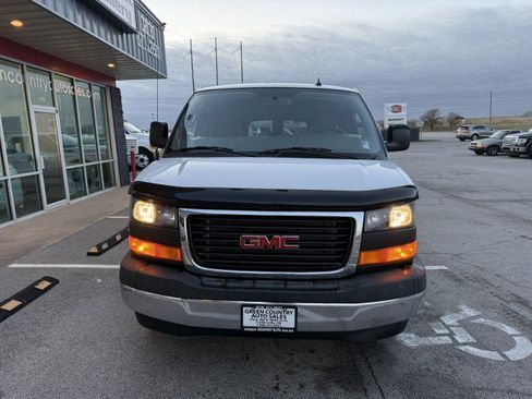 Used 2023 GMC Savana 3500 LS image 10