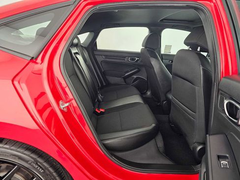 Used 2025 Honda Civic Sport image 12