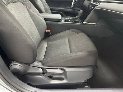 Used 2025 Toyota Camry LE image 59