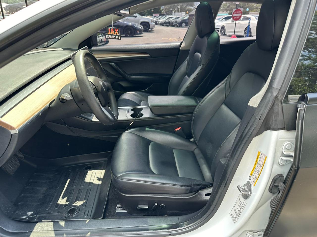 Used 2022 Tesla Model 3 Long Range AWD/4WD image 24