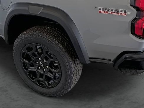 New 2026 Chevrolet Colorado Trail Boss AWD/4WD image 9