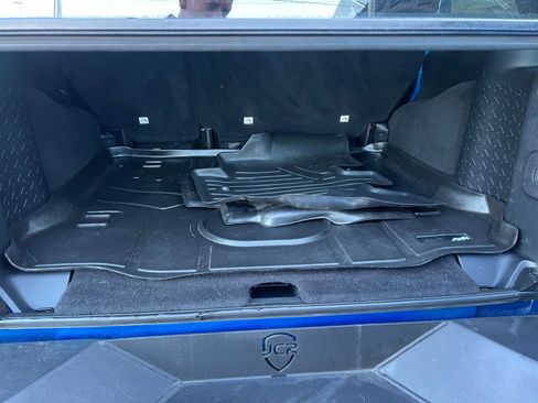 Used 2016 Jeep Wrangler Unlimited Sport w/ Connectivity Group AWD/4WD image 28
