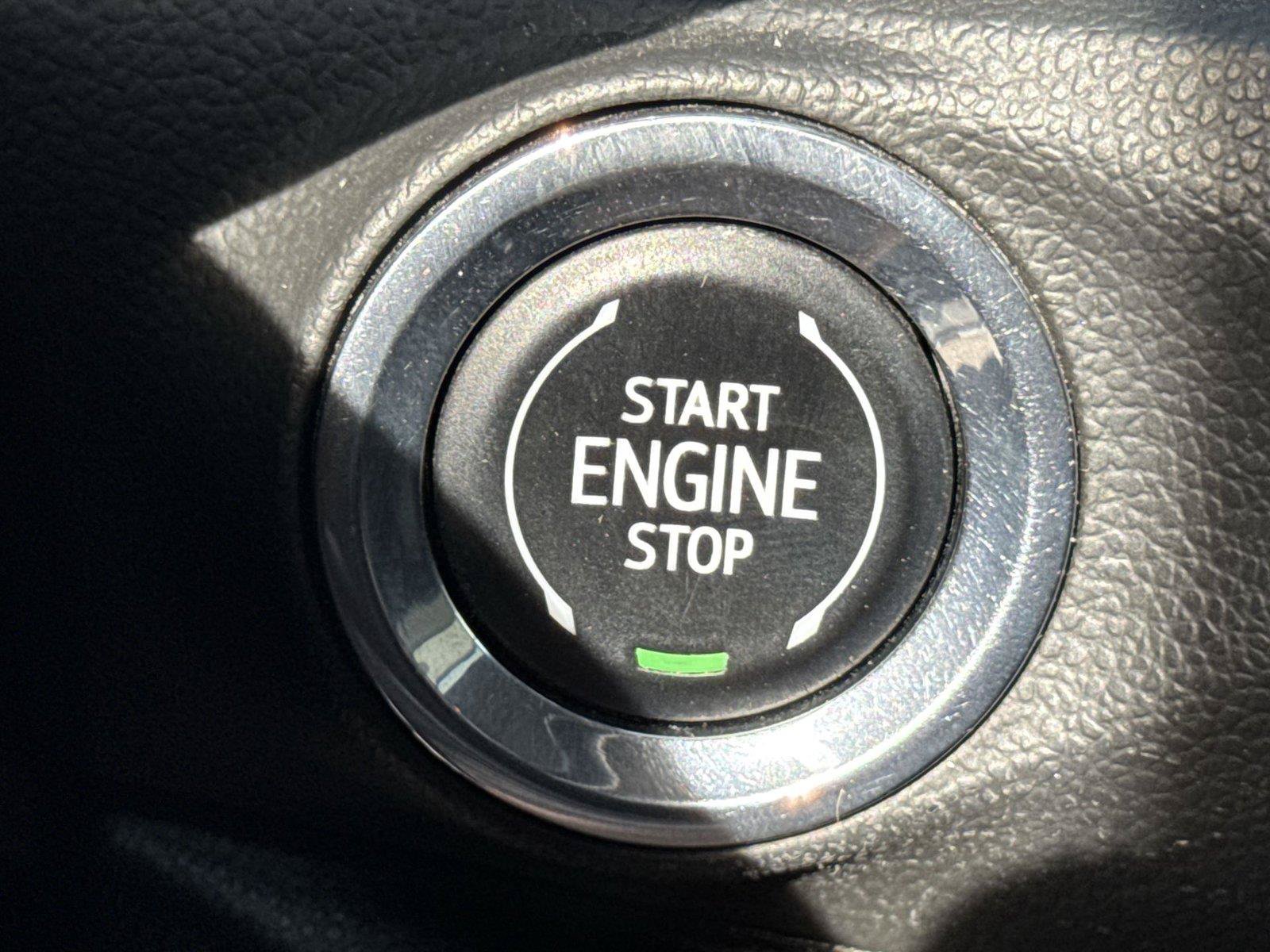Used 2023 Buick Encore GX Essence w/ Experience Buick Package FWD image 16