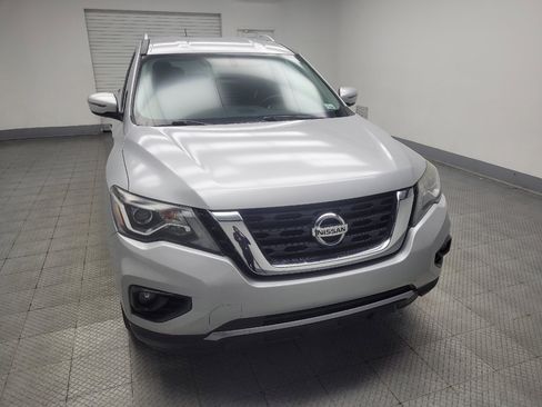 Used 2017 Nissan Pathfinder SV w/ SV Cold Weather Package AWD/4WD image 14