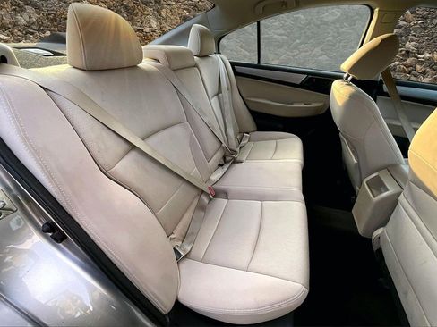 Used 2016 Subaru Legacy 2.5i image 25