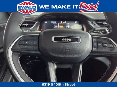 New 2026 Jeep Grand Cherokee Laredo X AWD/4WD image 6