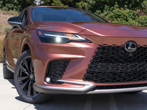New 2026 Lexus RX 350h AWD/4WD image 5