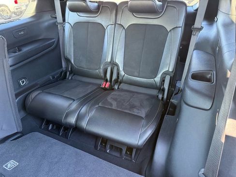 Used 2024 Jeep Grand Cherokee L Laredo image 13