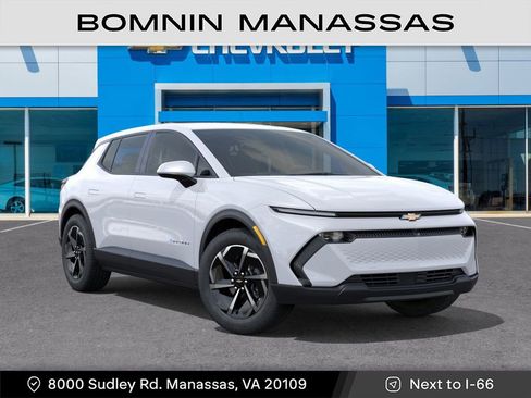 New 2026 Chevrolet Equinox EV LT image 8