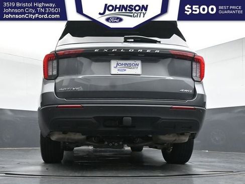 Certified 2025 Ford Explorer Active AWD/4WD image 34