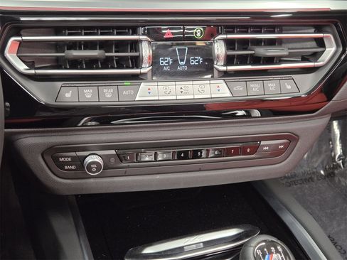 Used 2025 BMW Z4 M40i w/ Premium Package image 21