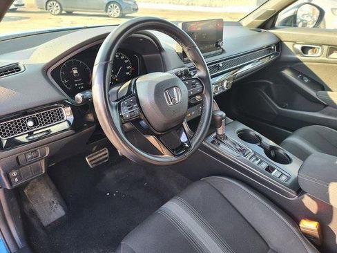 Used 2023 Honda Civic Sport image 8