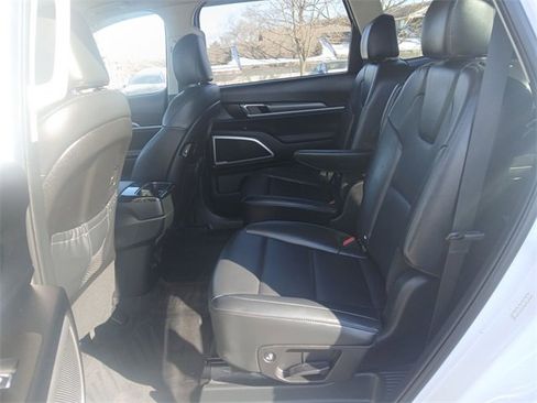 Certified 2020 Kia Telluride S image 22