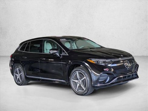 Certified 2023 Mercedes-Benz EQS 580 4MATIC SUV image 3