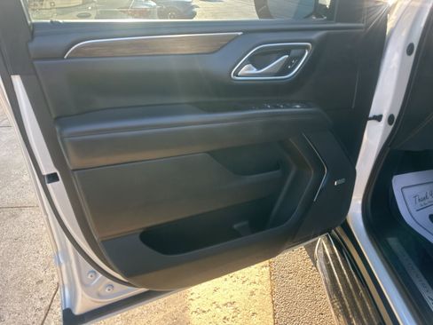 Used 2022 Chevrolet Tahoe High Country w/ Max Trailering Package AWD/4WD image 28