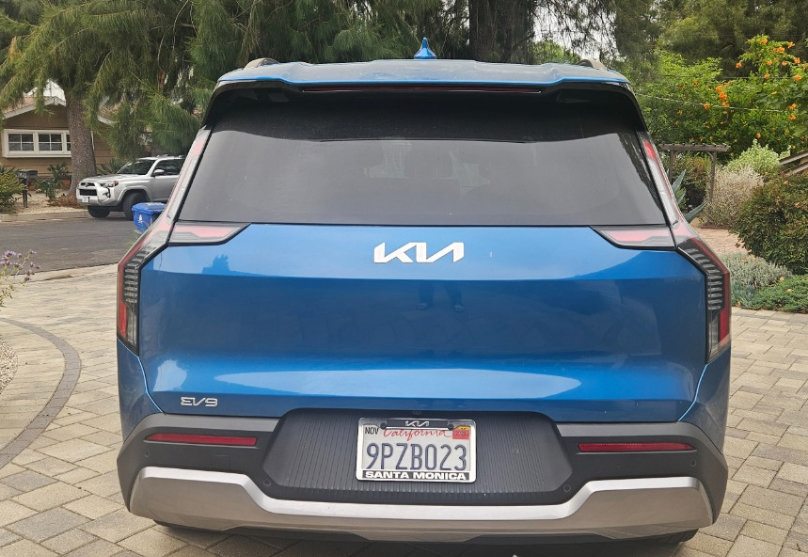 Certified 2024 Kia EV9 Wind AWD/4WD image 6