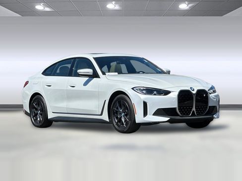 Used 2023 BMW i4 eDrive40 w/ Premium Package RWD image 6
