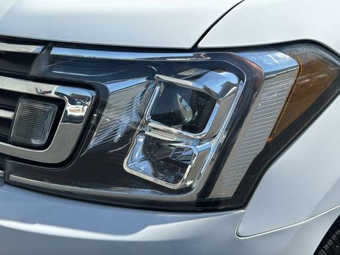 Certified 2020 Ford Expedition XLT w/ Equipment Group 202A RWD image 6