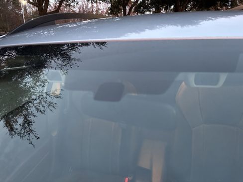 Certified 2023 Subaru Crosstrek 2.0i image 3