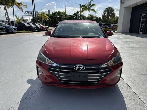 Used 2019 Hyundai Elantra SEL FWD image 29