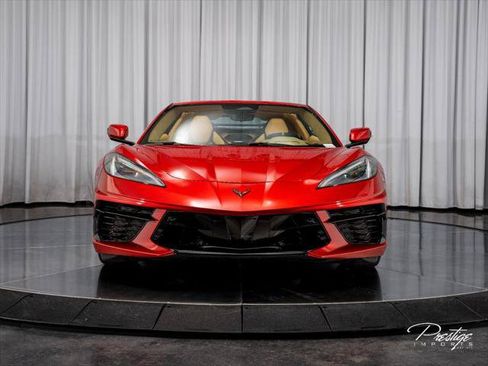 Used 2025 Chevrolet Corvette Stingray Premium Cpe w/ 3LT RWD image 3