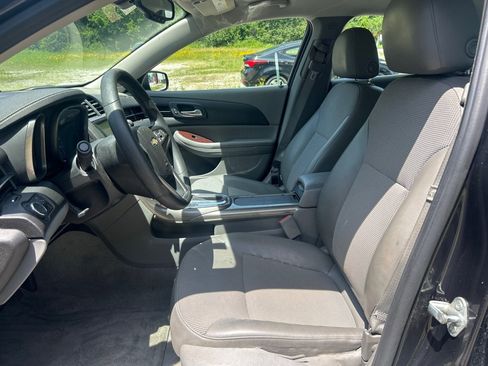 Used 2013 Chevrolet Malibu Eco w/ Power Convenience Package FWD image 8