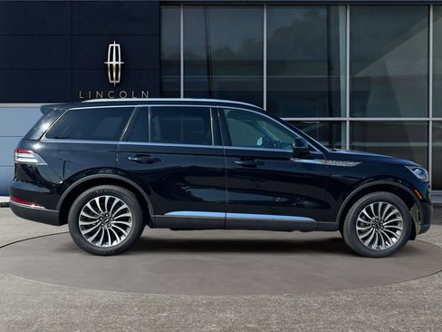 Used 2020 Lincoln Aviator Reserve w/ Class IV Trailer Tow Package AWD/4WD image 9