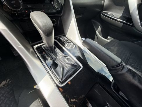 Used 2024 Mitsubishi Eclipse Cross LE AWD/4WD image 34