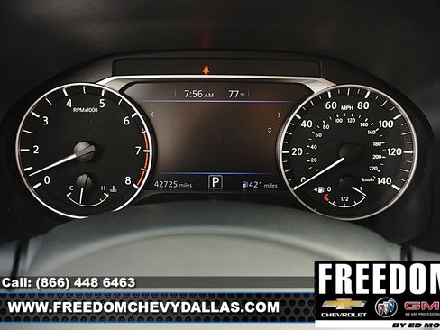Used 2025 Nissan Altima 2.5 SV FWD image 13