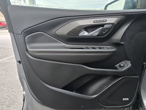 Used 2020 GMC Terrain SLT w/ Preferred Package image 13