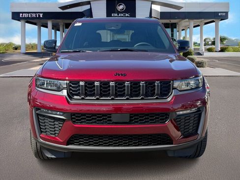 Used 2026 Jeep Grand Cherokee Limited w/ Limited Altitude Package image 4