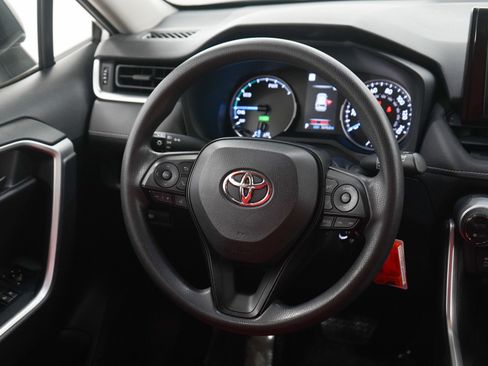 Used 2022 Toyota RAV4 LE AWD/4WD image 14