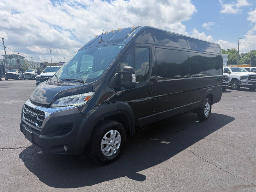 Used 2025 RAM ProMaster 3500 w/ Quick Order Package 22G SLT FWD image 5
