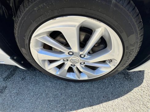 Used 2018 Acura ILX image 29