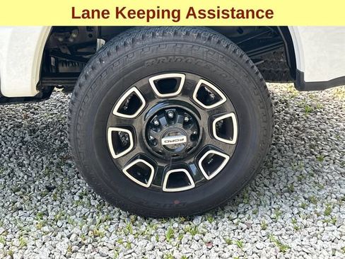 Certified 2026 Ford F250 Platinum AWD/4WD image 10
