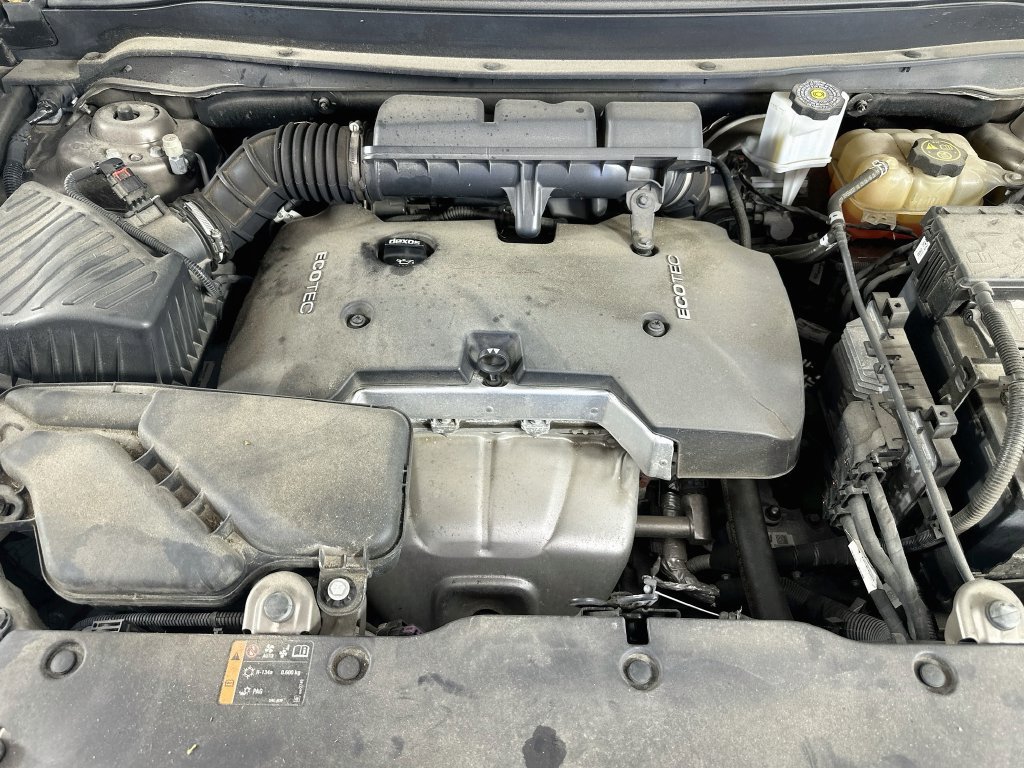 Used 2017 Buick Envision Essence FWD image 38