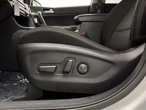 Used 2021 Kia Sportage LX w/ LX Fwd Popular Package image 13