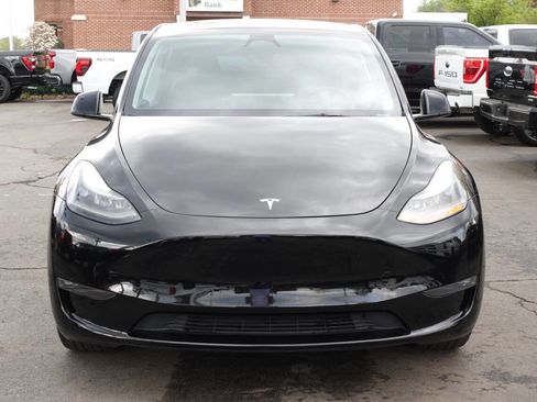 Used 2024 Tesla Model Y Long Range image 5
