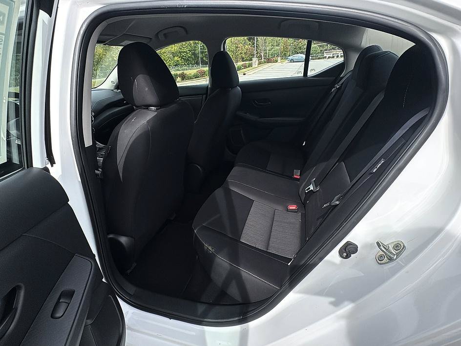 Certified 2025 Nissan Sentra SV FWD image 17