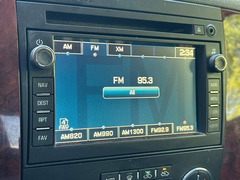 Used 2011 Chevrolet Silverado 2500 LTZ w/ LTZ Plus Package image 24