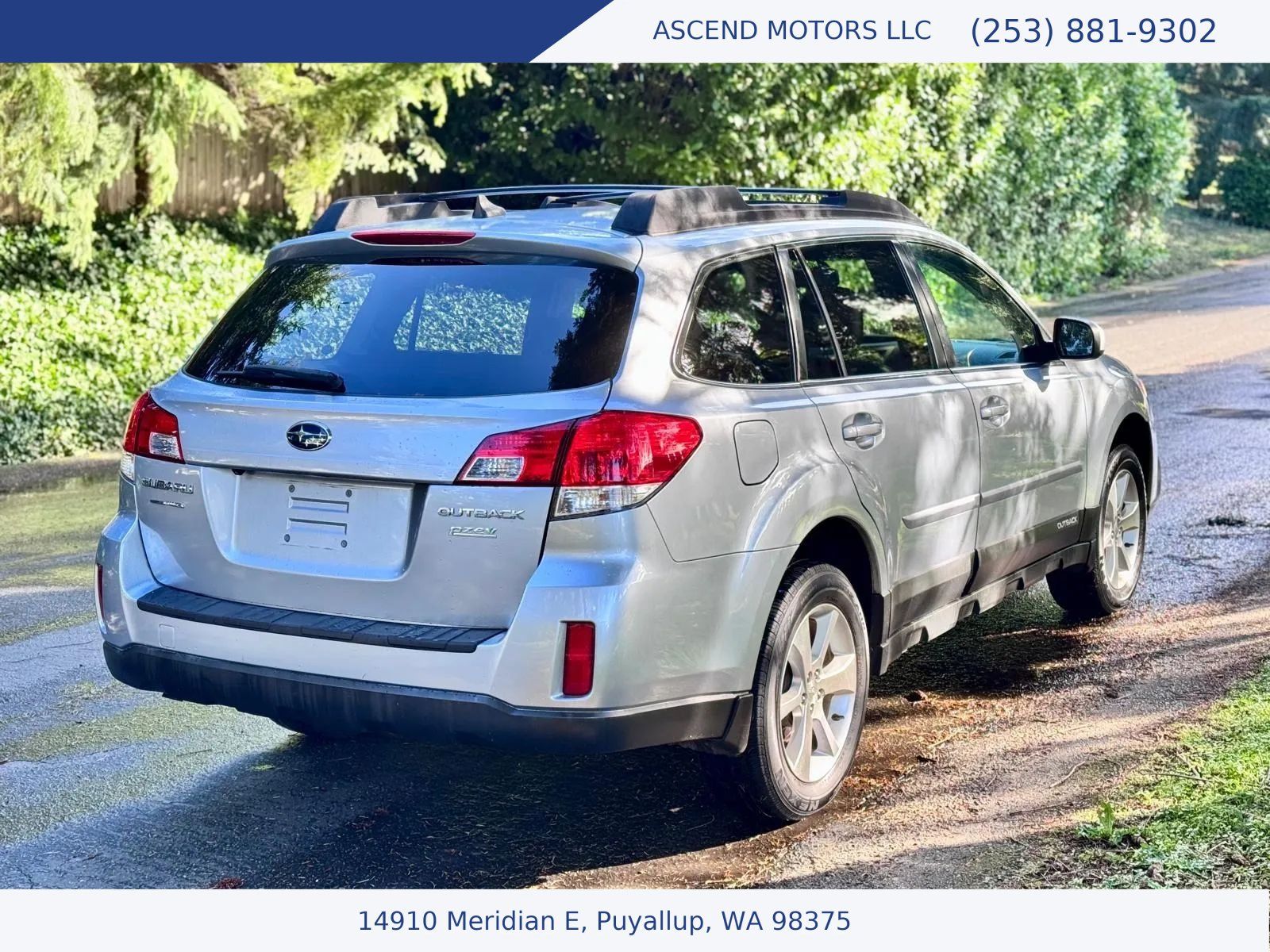 Used 2013 Subaru Outback 2.5i Limited w/ Moonroof Pkg AWD/4WD image 5